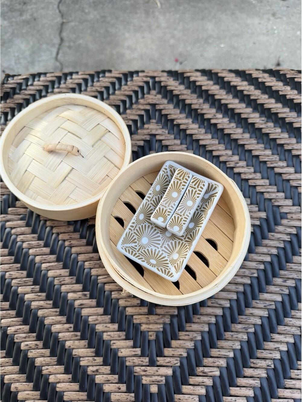 Set of 3 Chopstick Rests and Soy Sauce Dishes